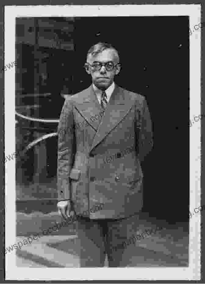 Black And White Portrait Of Vladimir Jabotinsky, A Man With Piercing Eyes And A Determined Expression, Wearing A Suit And Tie The Notorious Ben Hecht: Iconoclastic Writer And Militant Zionist